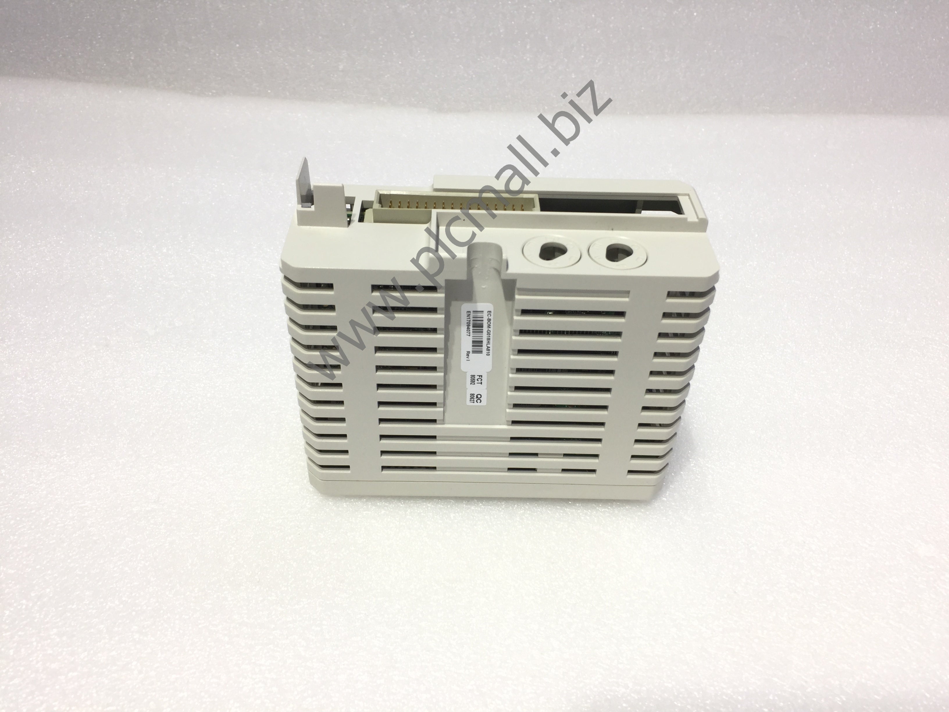 FAU810 C10-12010 ABB Flame scanner monitor New no box Original